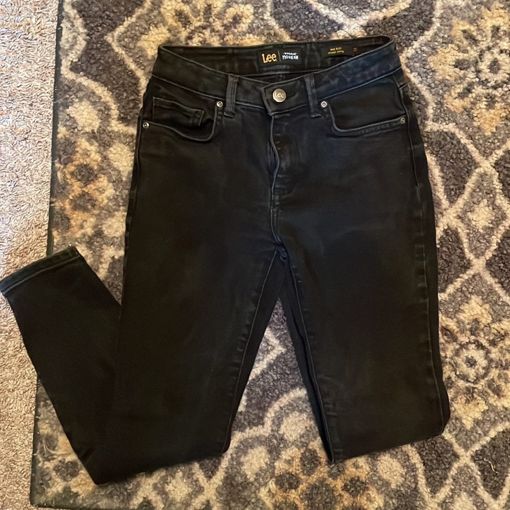 Lee Vintage Modern Mid Rise Skinny Ankle Jeans 25